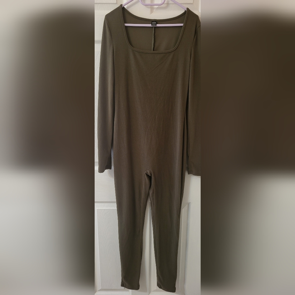 SHEIN Khaki Ribbed Garment